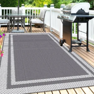 6' x 9' Outdoor Mat with Ground Pegs
